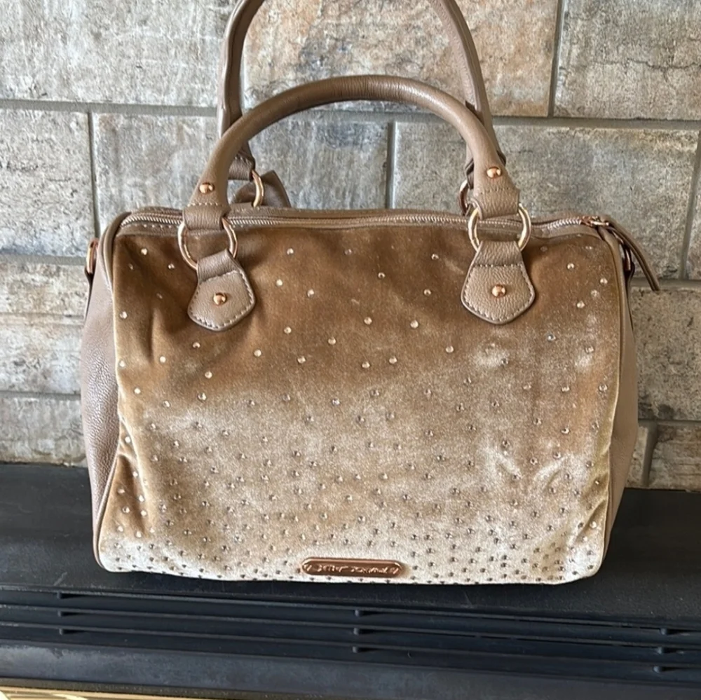 🤎▪️Betsey Johnson▪️ Crystal Love Rhinestone Satchel - Taupe with Rose